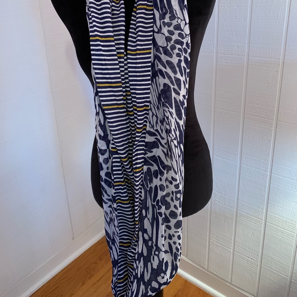 EXPRESS infinity scarf